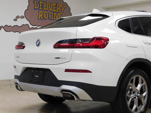 Used 2023 BMW X4 xDrive30i image 87