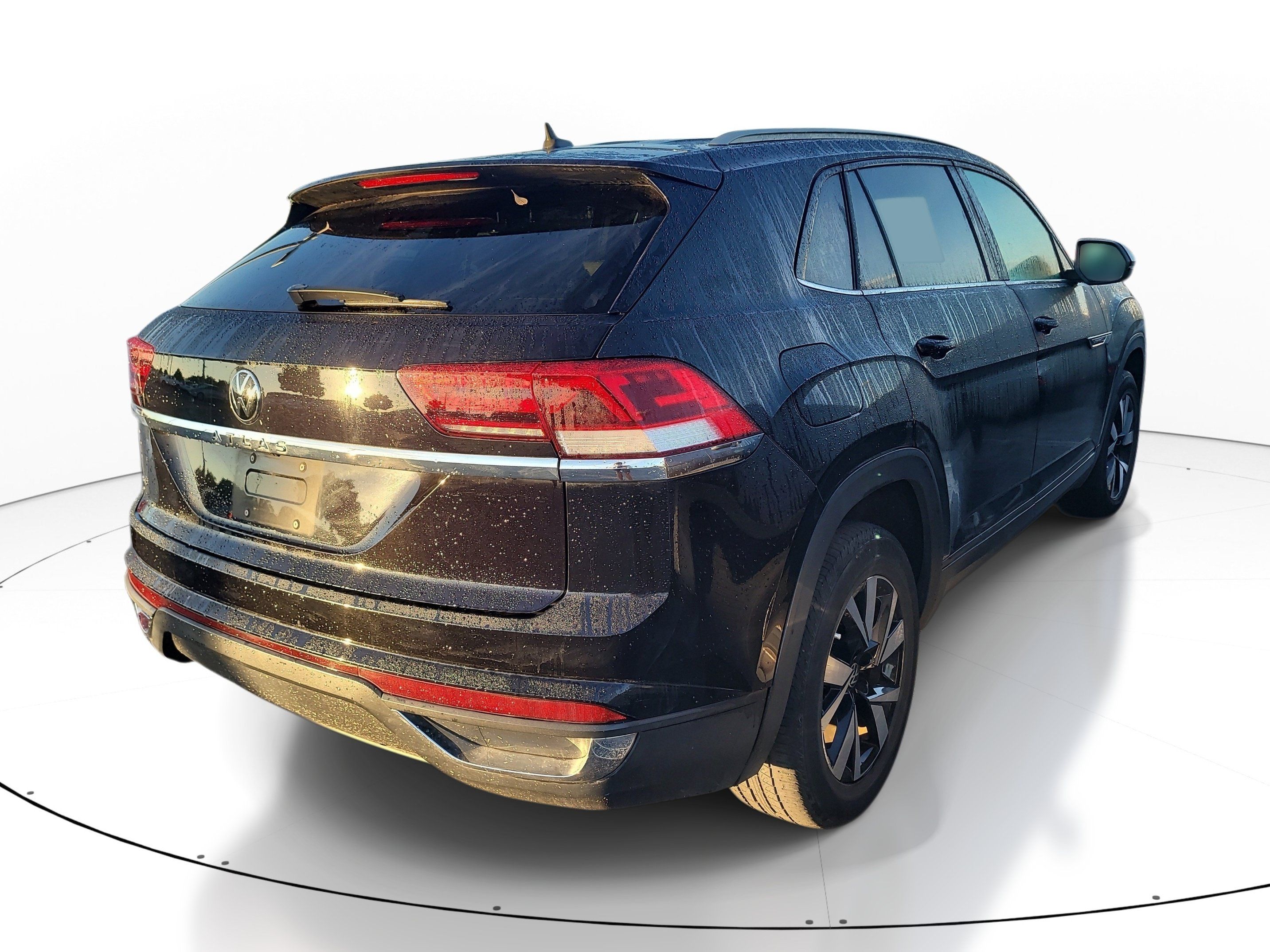 Used 2022 Volkswagen Atlas Cross Sport SE FWD image 7