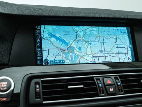 Used 2013 BMW M5 RWD image 25