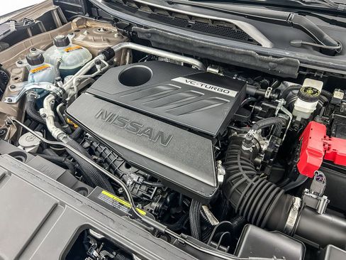 Certified 2025 Nissan Rogue SV image 26