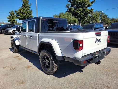 New 2026 Jeep Gladiator Sport image 12