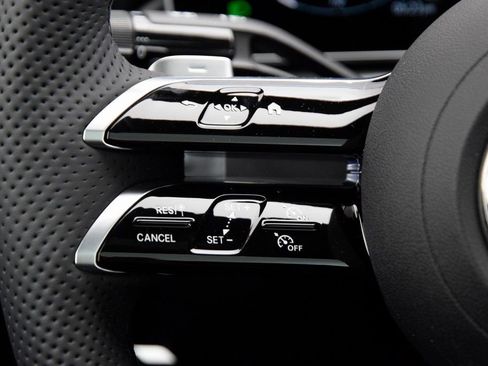 New 2026 Mercedes-Benz CLE 300 4MATIC Coupe image 24