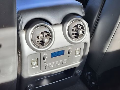 Used 2005 HUMMER H2 SUT w/ Preferred Equipment Group image 27