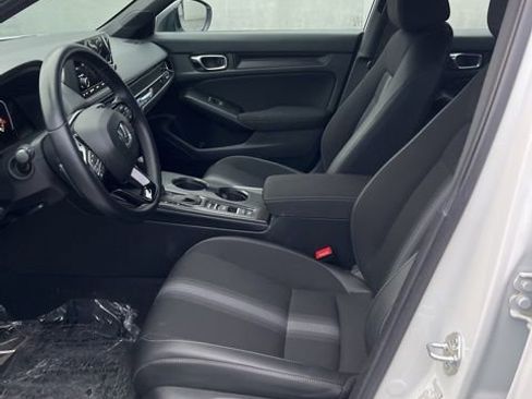 Used 2025 Honda Civic Sport image 9