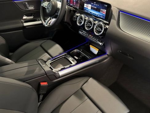 New 2025 Mercedes-Benz GLA 250 image 19