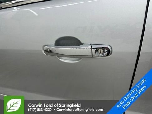 Used 2017 Chevrolet Traverse LT image 21