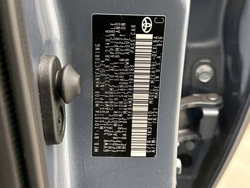 Used 2024 Toyota Corolla LE image 12