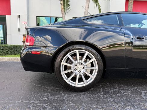 Used 2006 Aston Martin Vanquish S image 15