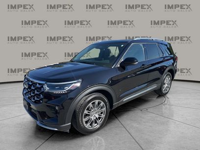 Used 2025 Ford Explorer Platinum