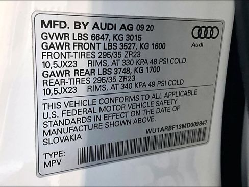 Used 2021 Audi RS Q8 w/ Carbon Optic Package image 37