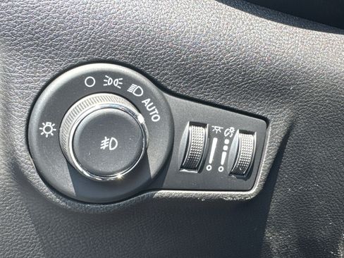 New 2026 Jeep Compass Latitude image 33