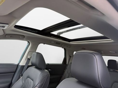 New 2026 Nissan Pathfinder Platinum w/ Cargo Package image 29