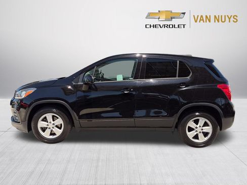 Used 2022 Chevrolet Trax LS w/ Tint and Cruise Package FWD image 8