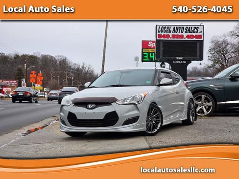 Used 2013 Hyundai Veloster RE:MIX Edition image 1