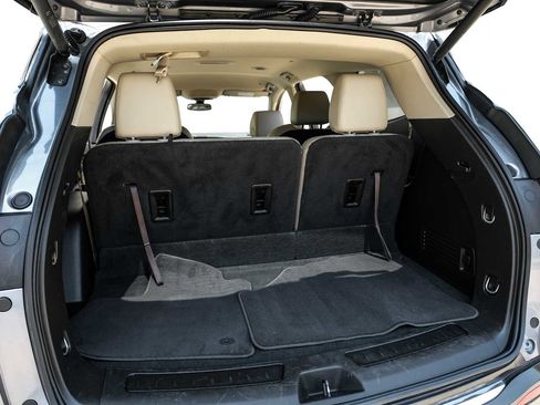 Used 2019 Buick Enclave Essence FWD image 56