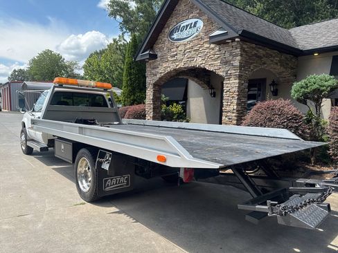 Used 1998 Chevrolet Silverado 3500 2WD Regular Cab HD w/ Preferred Equipment Group 2 image 3