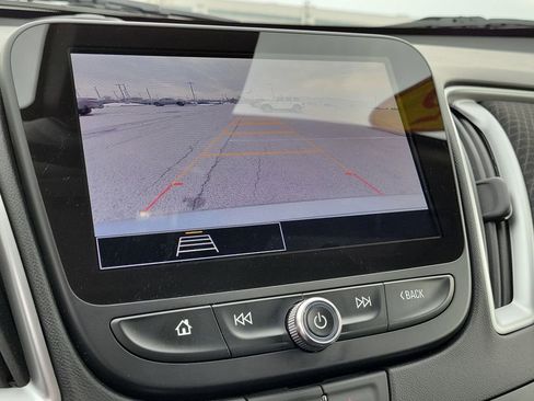 Used 2025 Chevrolet Malibu LT image 30