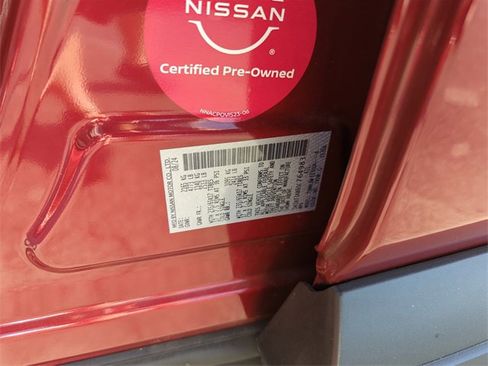 Certified 2025 Nissan Rogue S image 38