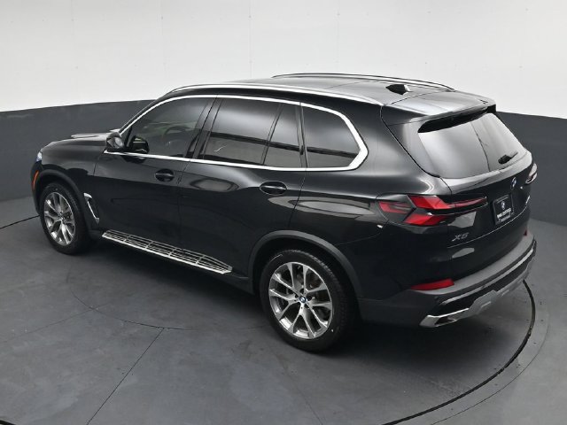 Certified 2024 BMW X5 sDrive40i w/ Premium Package RWD image 26