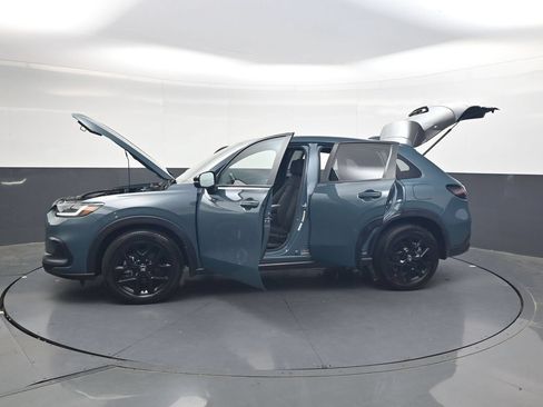 Used 2024 Honda HR-V Sport image 46