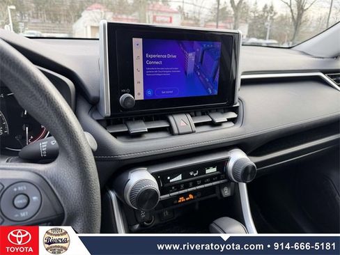Used 2023 Toyota RAV4 LE image 21