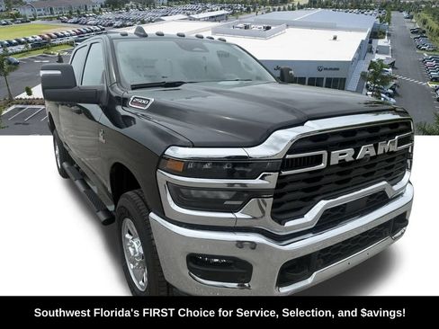 New 2026 RAM 2500 Tradesman AWD/4WD image 2