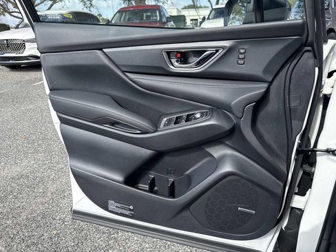 Used 2025 Subaru Ascent Limited image 21