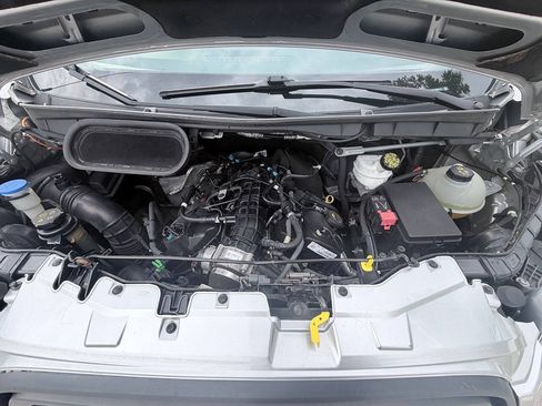Used 2016 Ford Transit 350 XL RWD image 12