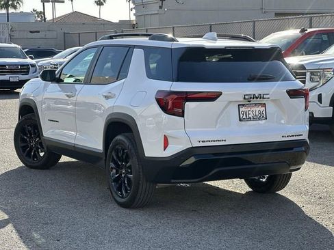 Used 2026 GMC Terrain Elevation w/ Black Edition image 6