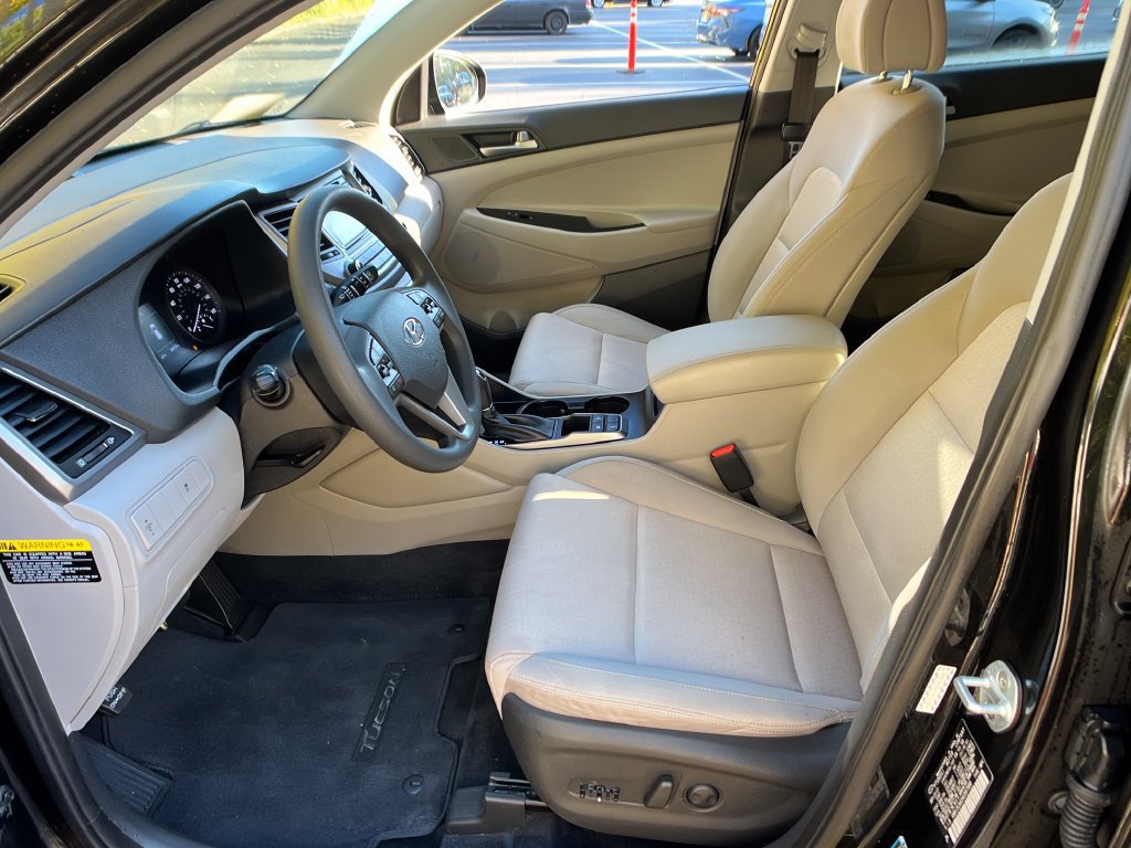 Used 2017 Hyundai Tucson SE w/ SE Popular Package 02 AWD/4WD image 9