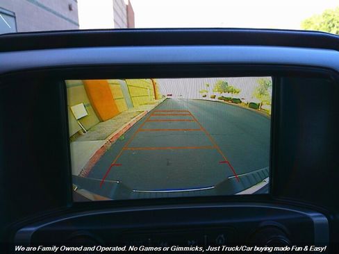 Used 2017 GMC Sierra 1500 SLE w/ SLE Value Package image 39