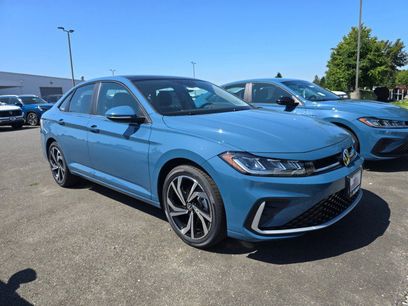 New 2025 Volkswagen Jetta SEL