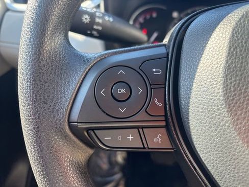 Used 2025 Toyota RAV4 XLE image 14