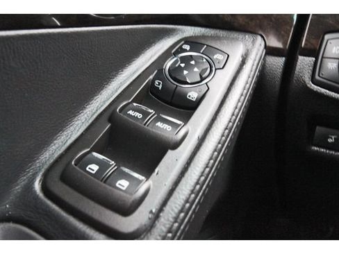 Used 2014 Ford Explorer Limited w/ Equipment Group 301A FWD image 21