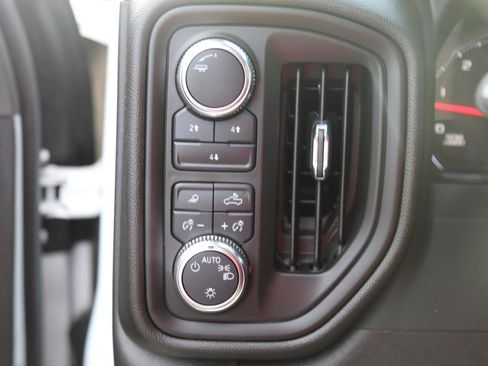Used 2024 GMC Sierra 2500 Pro w/ 1SA Pro Safety Plus Package AWD/4WD image 7