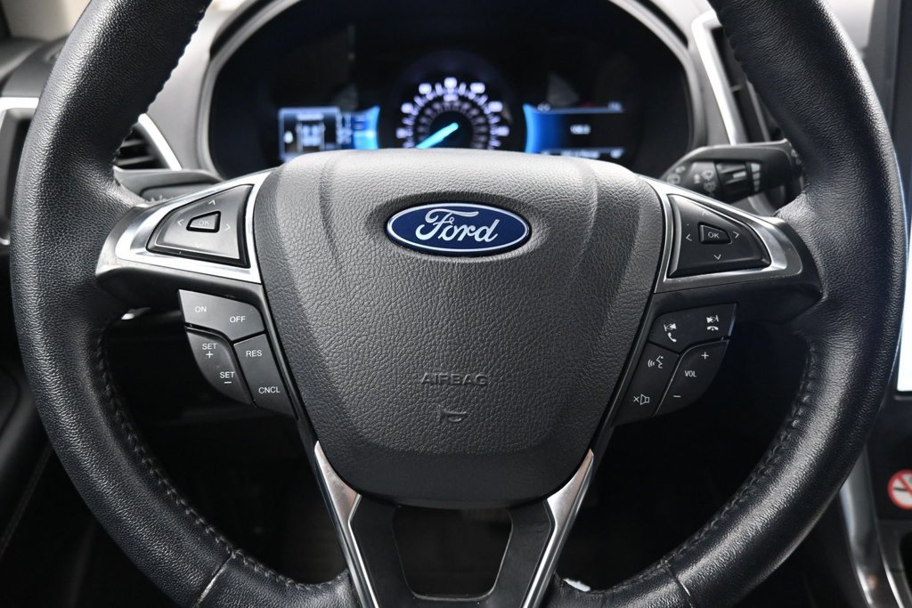 Used 2024 Ford Edge Titanium AWD/4WD image 10