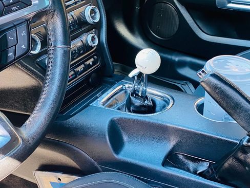 Used 2016 Ford Mustang GT RWD image 11