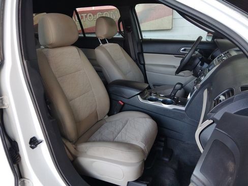 Used 2014 Ford Explorer 4WD image 13