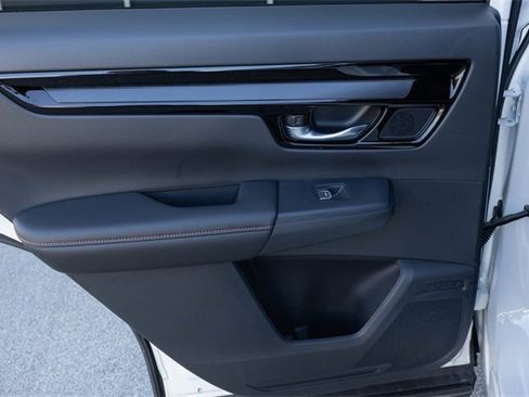 Used 2026 Honda CR-V Sport Touring image 16