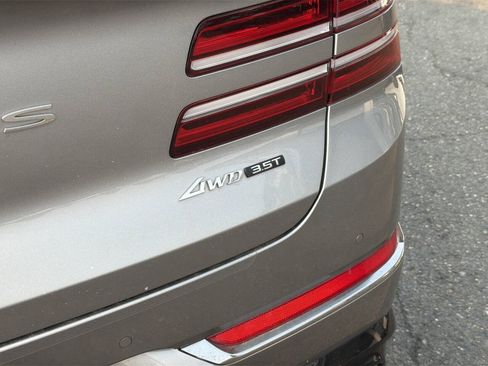 Used 2022 Genesis GV80 3.5T w/ Advanced Package 06 AWD/4WD image 5