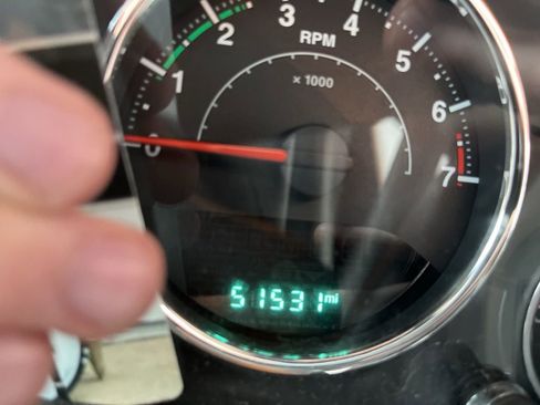 Used 2017 Jeep Wrangler Unlimited Sahara w/ Connectivity Group image 14