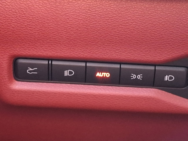 Used 2024 Jeep Wagoneer Limited AWD/4WD image 23