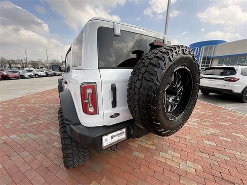 Used 2022 Ford Bronco Wildtrak image 34