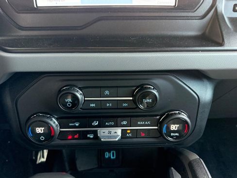 Used 2023 Ford Bronco Big Bend image 15