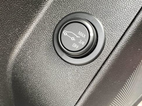 Used 2018 Chevrolet Equinox LT AWD/4WD image 10