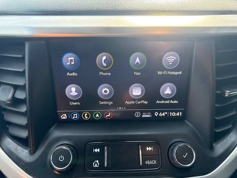 Used 2020 GMC Acadia SLT w/ Driver Alert Package II AWD/4WD image 24