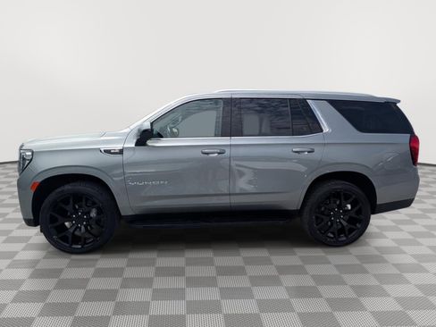 Used 2023 GMC Yukon SLE w/ Gmc Pro Safety Plus Package RWD image 2