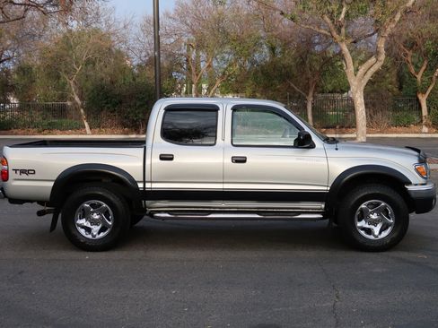 Used 2003 Toyota Tacoma PreRunner image 6