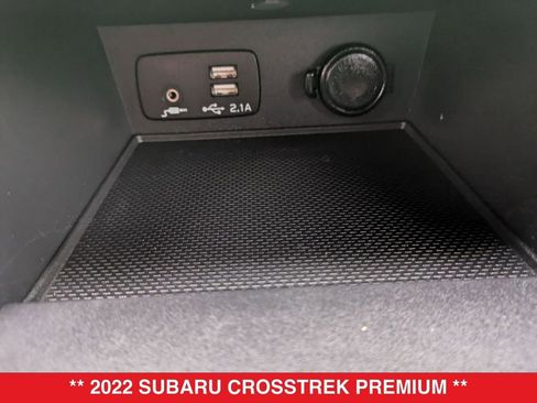 Used 2022 Subaru Crosstrek 2.0i Premium w/ Moonroof Package image 29