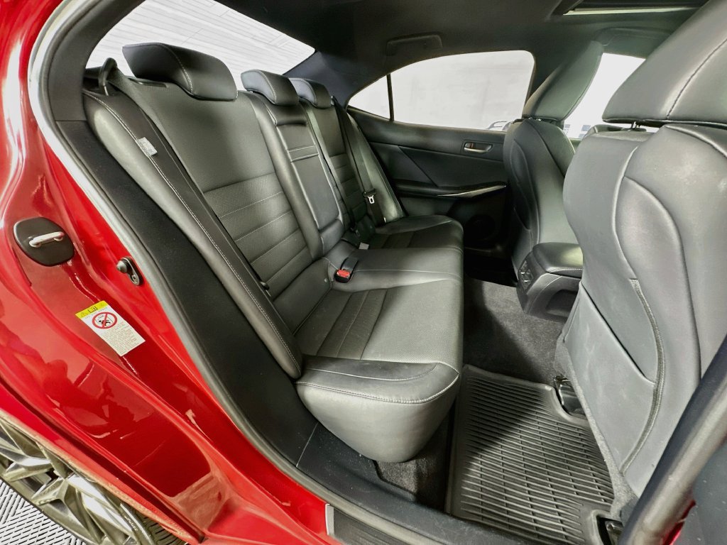 Used 2018 Lexus IS 300 F Sport w/ F Sport Package RWD image 33